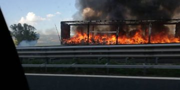 IL TIR A FUOCO SULLA A1