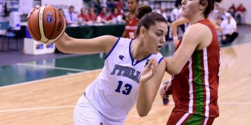 LORELA CUBAJ IN AZIONE CON LA MAGLIA AZZURRA