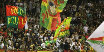 I tifosi ternani in una foto di A. Mirimao tratta da pagina fb della Ternana Calcio