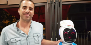 Ernesto Catozzi e il robot-cameriere,Siria