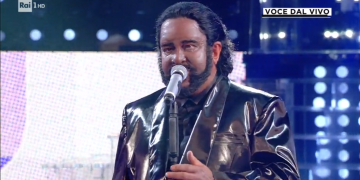 Francesco Pannofino è Barry White