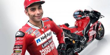 Petrucci e la sua Ducati Desmosedici GP 2020