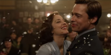 Brad Pitt e Marion Cotillard in "Allied - Un'ombra nascosta"