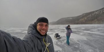 LORENZO BARONE E LA SUA FIDANZATA AYGUL CONOSCIUTA SUL LAGO BAIKAL