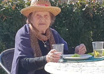 La signora Azelia Magi e i suoi 100 anni. Auguri,!