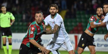 Daniele Vantaggiato  in campo dal primo minuto ( foto A. Mirimao )