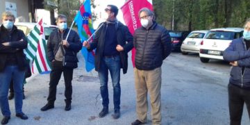 Consegna delle firme di protesta al sindaco di Narni