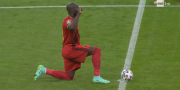 ROMELU LUKAKU IN GINOCCHIO PRIMA DI BELGIO-ITALIA