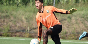 nella foto il giovane portiere dell'Accademia Calcio Terni passato al Frosinone