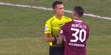 L'ARBITRO ANTONIO DI MARTINO CON ADRIANO MONTALTO