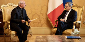 MONS. VINCENZO PAGLIA E MARIO DRAGHI