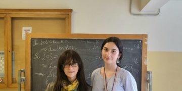 ANGELA LAVINA VARAZI CON LA PROFESSORESSA ANNA CERAVOLO