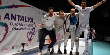 Il quartetto azzurro che ha vinto l'europeo di fioretto a squadre ( foto Pavia/ Bizzi )