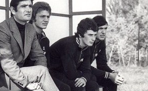 Omero Andreani, il primo a sinistra nella foto dell'epoca, ci ha lasciato questa mattina