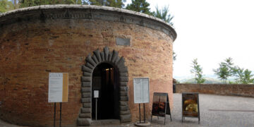 La veduta esterna del Pozzo di San Patrizio. FOTO MINISTERO DELLA CULTURA