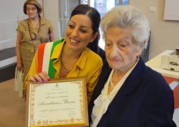 Maria Pulcinella insieme all'assessore Silvia Tiberti