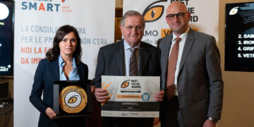 FLORIANO BUSSETTI , A DESTRA NELLA FOTO