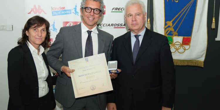 IL PREMIO A FILIPPO ROMAGNOLI