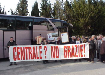 La delegazione contro la centrale in partenza per Perugia