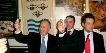 Caviccuili Bigaroni, Bellini che brindano al nuovo ospedale di Narni. Era il 2016