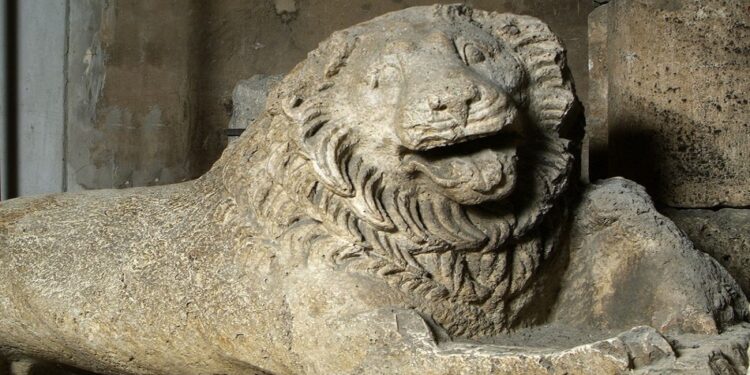 Il Leone di Narni. Un reperto romano anche se la tradizione lo avvicina al romanzo di Lewis