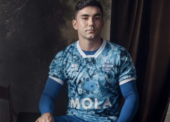 LIAM KERRIGAN
FOTO COMO CALCIO