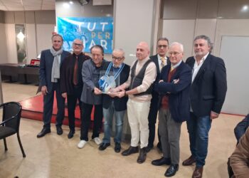 Adiberto Favilli al centro della foto