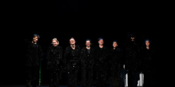 I crediti sono di Collettivo Opera Studio

scritto da Gwendolyn Warnock e Kirjan Waage
regia Gwendolyn Warnock e Kirjan Waage

Venerdì 26 giugno 2026, Prima ore 16:30